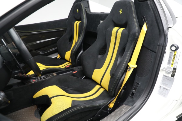 Used 2015 Ferrari 458 Speciale Aperta for sale Sold at Bentley Greenwich in Greenwich CT 06830 27