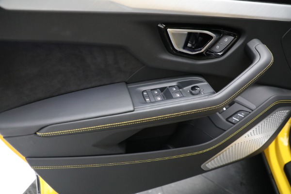 Used 2021 Lamborghini Urus for sale Sold at Bentley Greenwich in Greenwich CT 06830 26