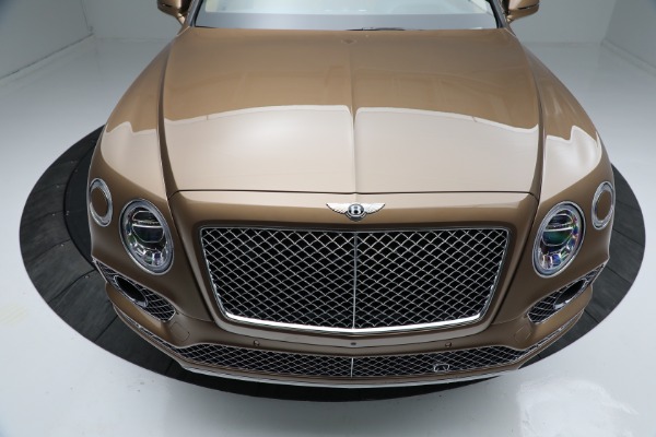 Used 2017 Bentley Bentayga W12 for sale Sold at Bentley Greenwich in Greenwich CT 06830 12