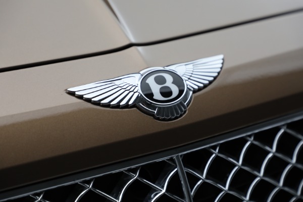 Used 2017 Bentley Bentayga W12 for sale Sold at Bentley Greenwich in Greenwich CT 06830 13