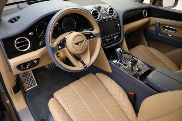 Used 2017 Bentley Bentayga W12 for sale Sold at Bentley Greenwich in Greenwich CT 06830 16