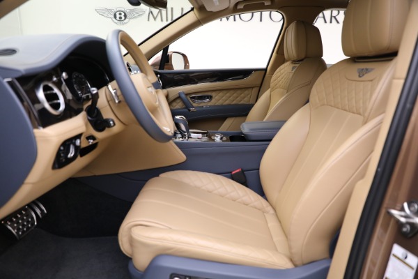 Used 2017 Bentley Bentayga W12 for sale Sold at Bentley Greenwich in Greenwich CT 06830 17
