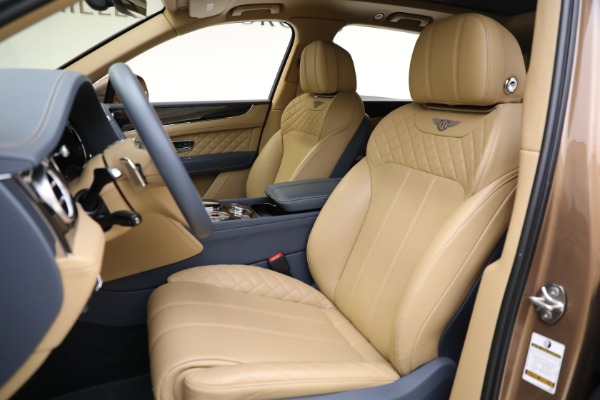 Used 2017 Bentley Bentayga W12 for sale Sold at Bentley Greenwich in Greenwich CT 06830 18