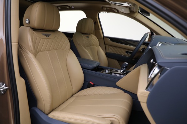 Used 2017 Bentley Bentayga W12 for sale Sold at Bentley Greenwich in Greenwich CT 06830 26