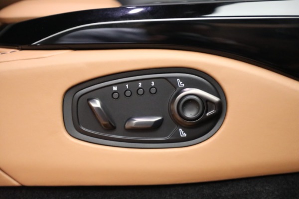 Used 2022 Aston Martin Vantage Auto for sale Sold at Bentley Greenwich in Greenwich CT 06830 25