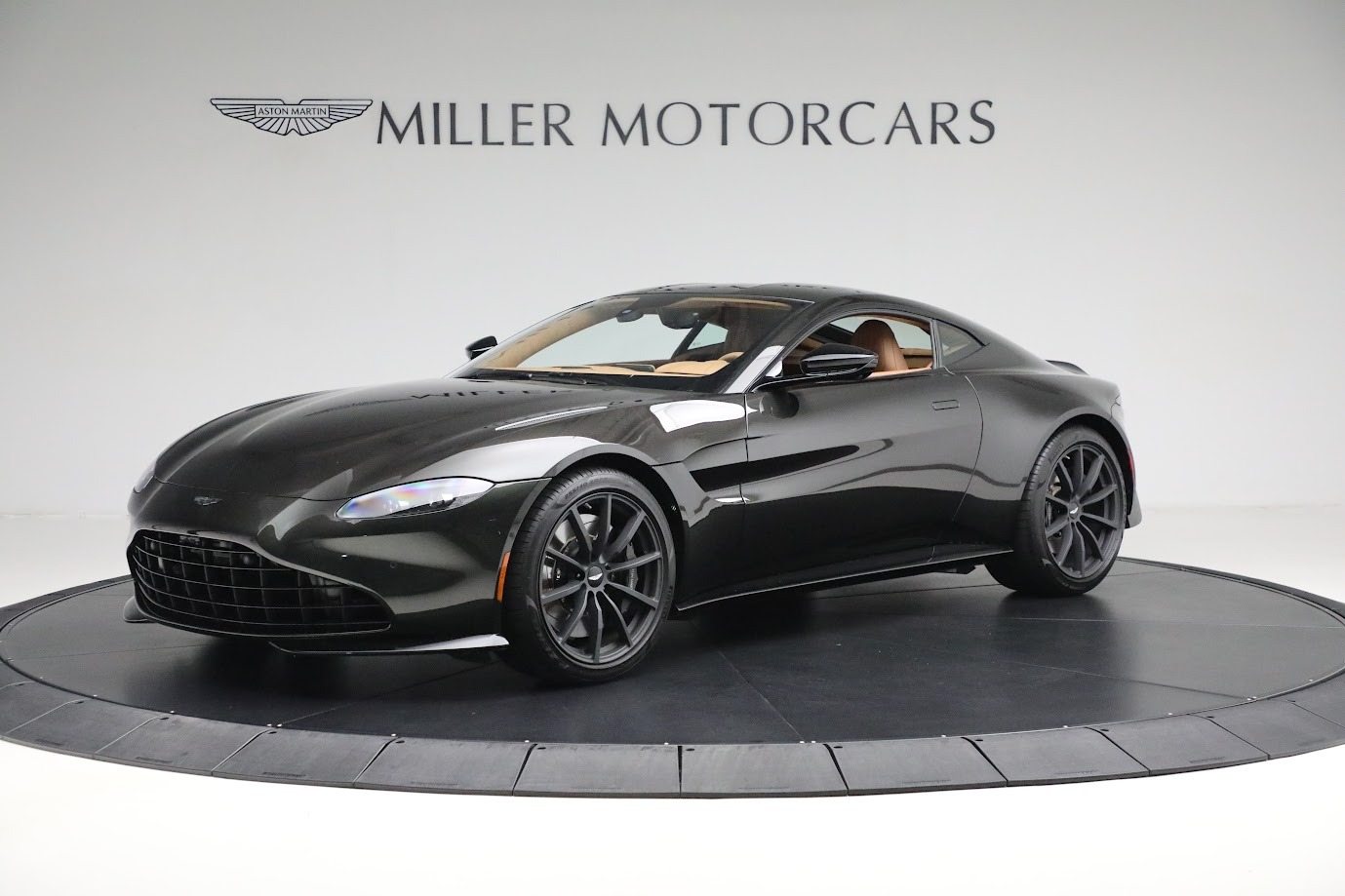 Used 2022 Aston Martin Vantage Auto for sale Sold at Bentley Greenwich in Greenwich CT 06830 1