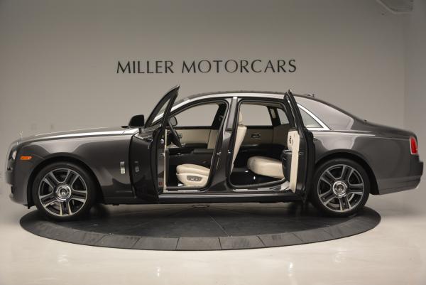 Used 2016 Rolls-Royce Ghost for sale Sold at Bentley Greenwich in Greenwich CT 06830 3