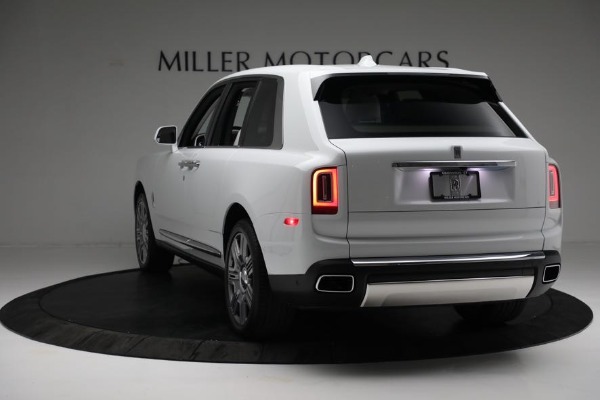 New 2022 Rolls-Royce Cullinan for sale Sold at Bentley Greenwich in Greenwich CT 06830 8