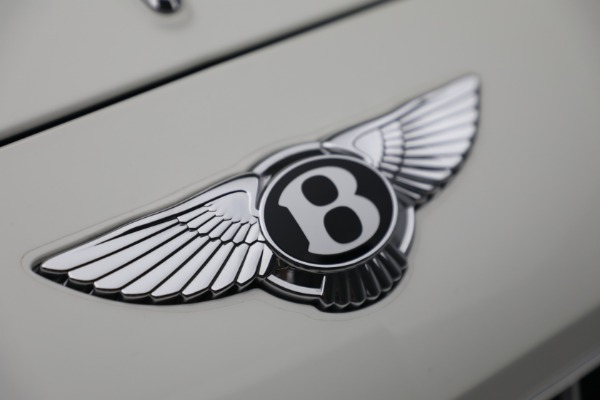 Used 2021 Bentley Flying Spur V8 for sale Sold at Bentley Greenwich in Greenwich CT 06830 15