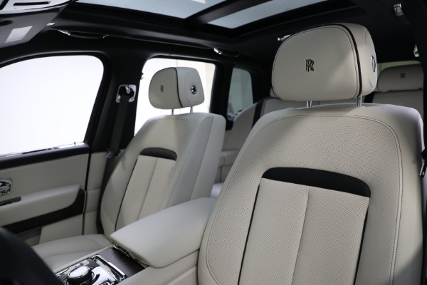 Used 2020 Rolls-Royce Cullinan for sale Sold at Bentley Greenwich in Greenwich CT 06830 21