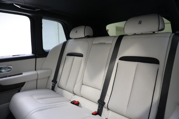 Used 2020 Rolls-Royce Cullinan for sale $439,900 at Bentley Greenwich in Greenwich CT 06830 24