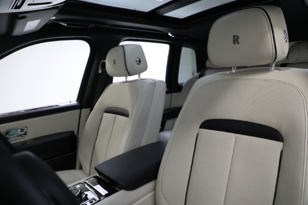 Used 2020 Rolls-Royce Cullinan for sale Sold at Bentley Greenwich in Greenwich CT 06830 19