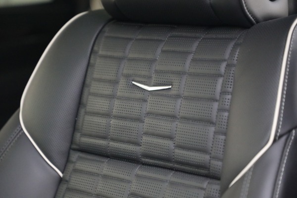Used 2021 Cadillac Escalade Sport Platinum for sale Sold at Bentley Greenwich in Greenwich CT 06830 19