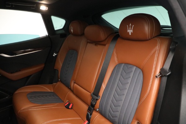 Used 2019 Maserati Levante GranLusso for sale Sold at Bentley Greenwich in Greenwich CT 06830 18