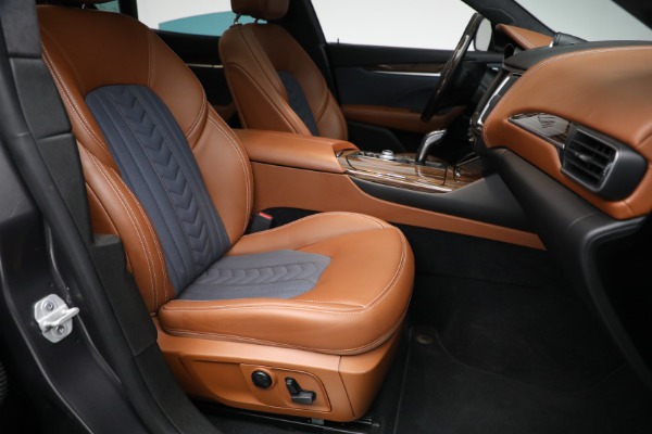 Used 2019 Maserati Levante GranLusso for sale Sold at Bentley Greenwich in Greenwich CT 06830 24