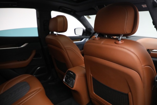 Used 2019 Maserati Levante GranLusso for sale Sold at Bentley Greenwich in Greenwich CT 06830 27