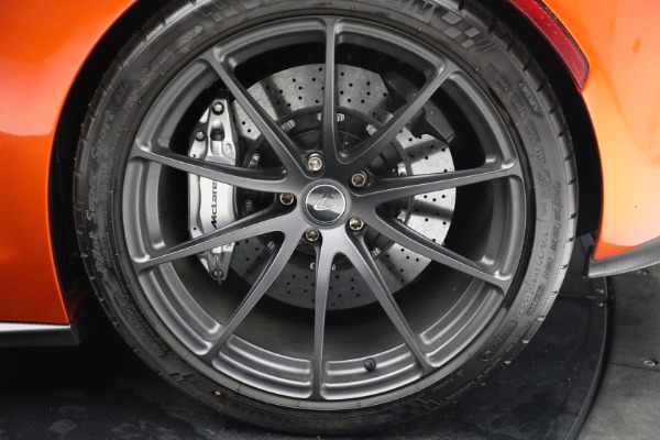 Used 2016 McLaren 675LT Spider for sale $275,900 at Bentley Greenwich in Greenwich CT 06830 24