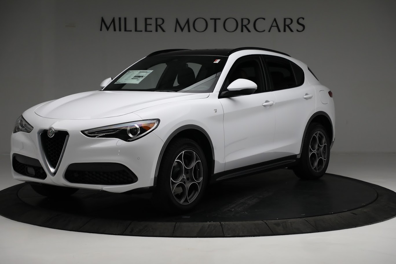 New 2022 Alfa Romeo Stelvio Ti for sale Sold at Bentley Greenwich in Greenwich CT 06830 1