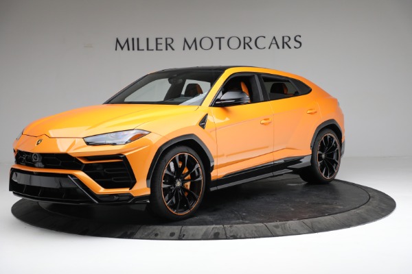 Used 2021 Lamborghini Urus Pearl Capsule Edition for sale Sold at Bentley Greenwich in Greenwich CT 06830 2