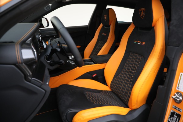 Used 2021 Lamborghini Urus Pearl Capsule Edition for sale Sold at Bentley Greenwich in Greenwich CT 06830 20