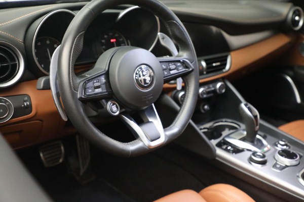 Used 2020 Alfa Romeo Giulia Ti Sport for sale Sold at Bentley Greenwich in Greenwich CT 06830 17