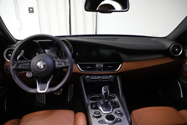 Used 2020 Alfa Romeo Giulia Ti Sport for sale Sold at Bentley Greenwich in Greenwich CT 06830 19