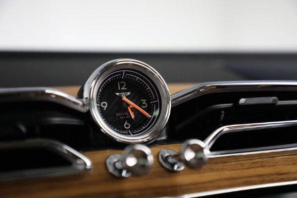 Used 2021 Bentley Bentayga V8 for sale Sold at Bentley Greenwich in Greenwich CT 06830 22