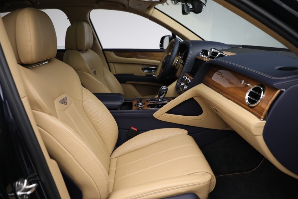 Used 2021 Bentley Bentayga V8 for sale Sold at Bentley Greenwich in Greenwich CT 06830 24