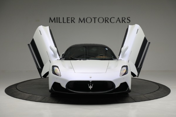 Used 2022 Maserati MC20 for sale $198,900 at Bentley Greenwich in Greenwich CT 06830 24