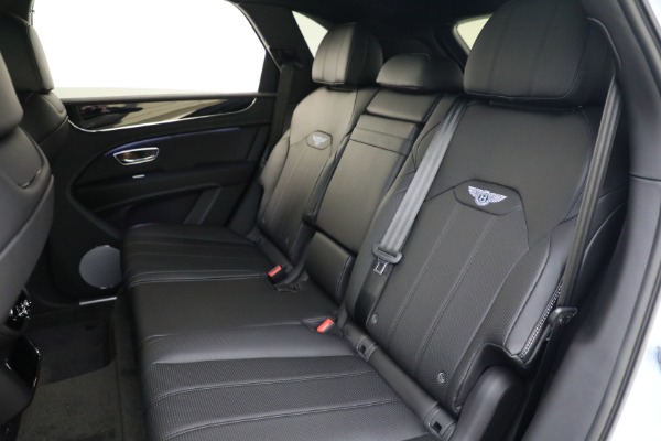 Used 2022 Bentley Bentayga V8 for sale $199,900 at Bentley Greenwich in Greenwich CT 06830 23