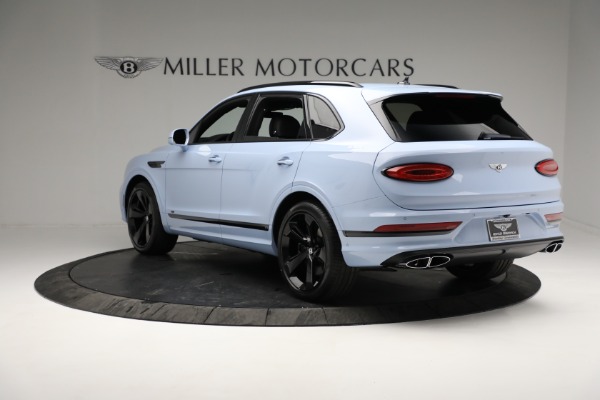 Used 2022 Bentley Bentayga V8 for sale $199,900 at Bentley Greenwich in Greenwich CT 06830 6