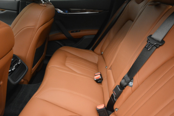 Used 2017 Maserati Ghibli S Q4 EX-LOANER for sale Sold at Bentley Greenwich in Greenwich CT 06830 17