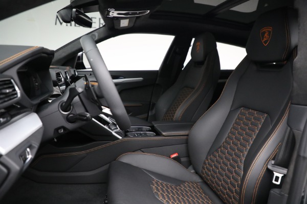 Used 2020 Lamborghini Urus for sale $295,900 at Bentley Greenwich in Greenwich CT 06830 13