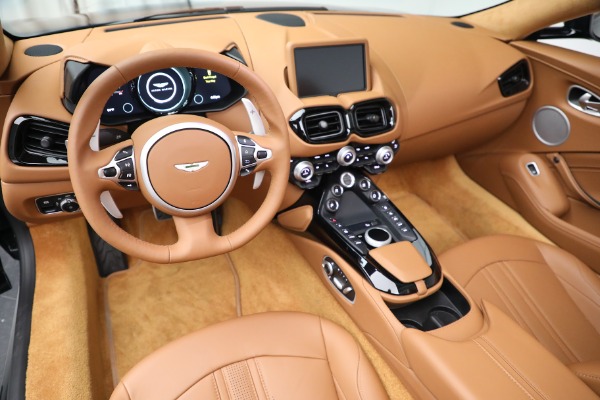 New 2022 Aston Martin Vantage Roadster for sale $192,716 at Bentley Greenwich in Greenwich CT 06830 13