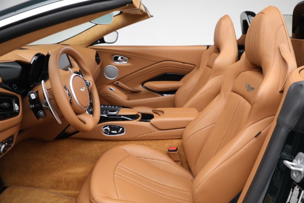 New 2022 Aston Martin Vantage Roadster for sale Sold at Bentley Greenwich in Greenwich CT 06830 14