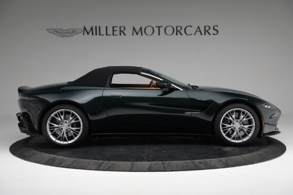 New 2022 Aston Martin Vantage Roadster for sale $192,716 at Bentley Greenwich in Greenwich CT 06830 21