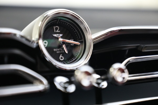 New 2022 Bentley Bentayga V8 for sale Call for price at Bentley Greenwich in Greenwich CT 06830 21
