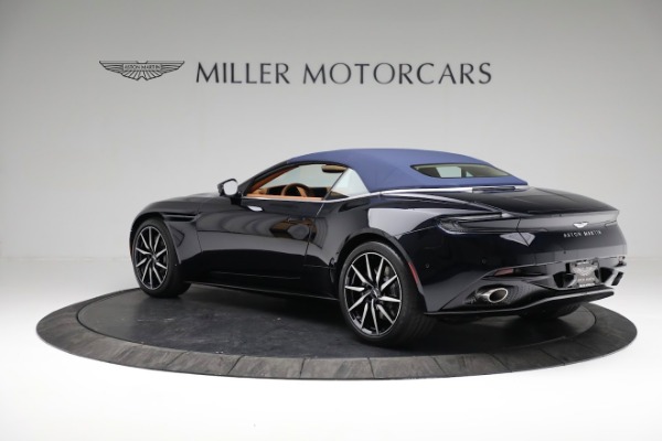 New 2022 Aston Martin DB11 Volante for sale $265,386 at Bentley Greenwich in Greenwich CT 06830 15