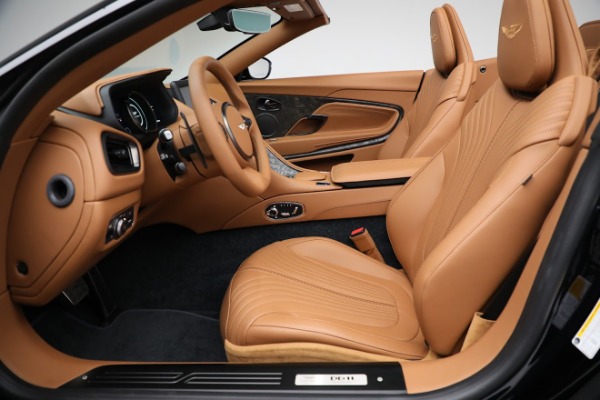 New 2022 Aston Martin DB11 Volante for sale $265,386 at Bentley Greenwich in Greenwich CT 06830 20