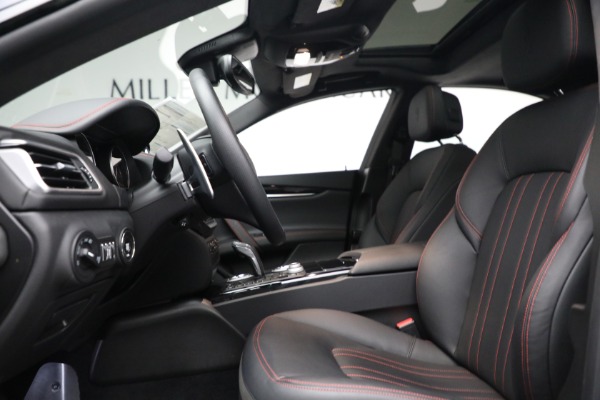 New 2022 Maserati Ghibli Modena Q4 for sale $84,457 at Bentley Greenwich in Greenwich CT 06830 14