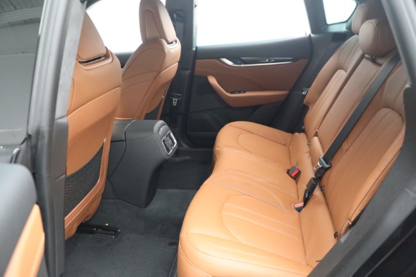 Used 2022 Maserati Levante GT for sale $52,900 at Bentley Greenwich in Greenwich CT 06830 19