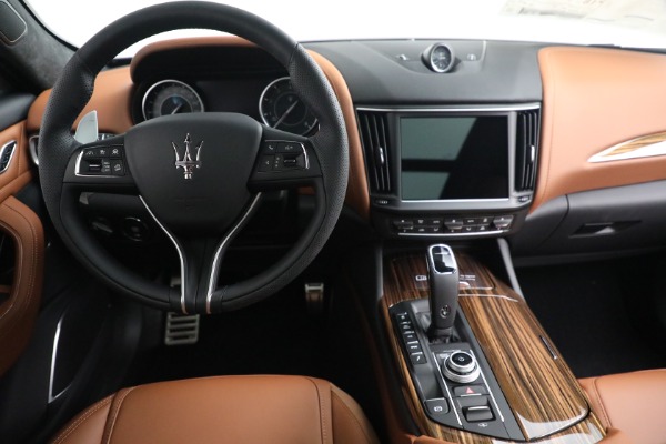 New 2022 Maserati Levante Modena for sale $112,575 at Bentley Greenwich in Greenwich CT 06830 16