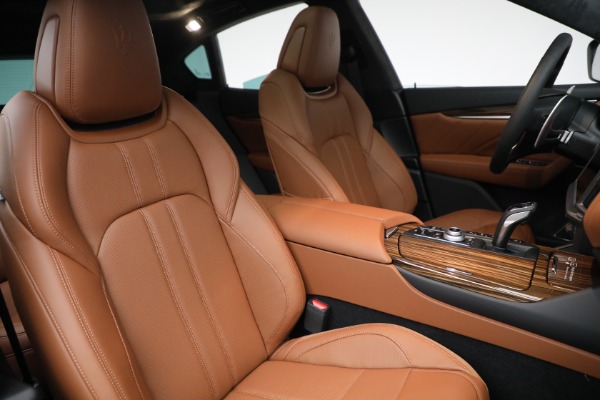 New 2022 Maserati Levante Modena for sale $112,575 at Bentley Greenwich in Greenwich CT 06830 21