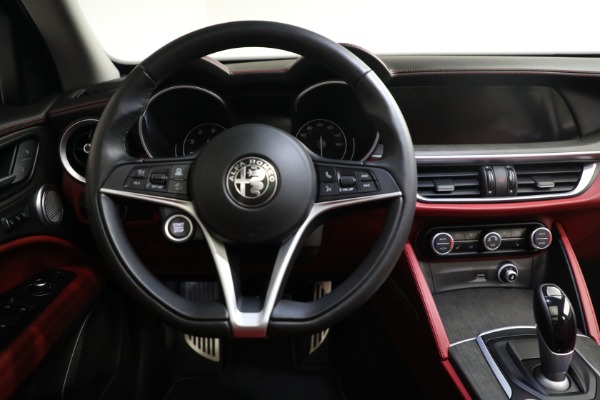 Used 2019 Alfa Romeo Stelvio Ti Lusso for sale $39,900 at Bentley Greenwich in Greenwich CT 06830 15