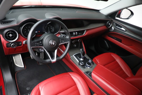 Used 2019 Alfa Romeo Stelvio Ti Lusso for sale $39,900 at Bentley Greenwich in Greenwich CT 06830 18