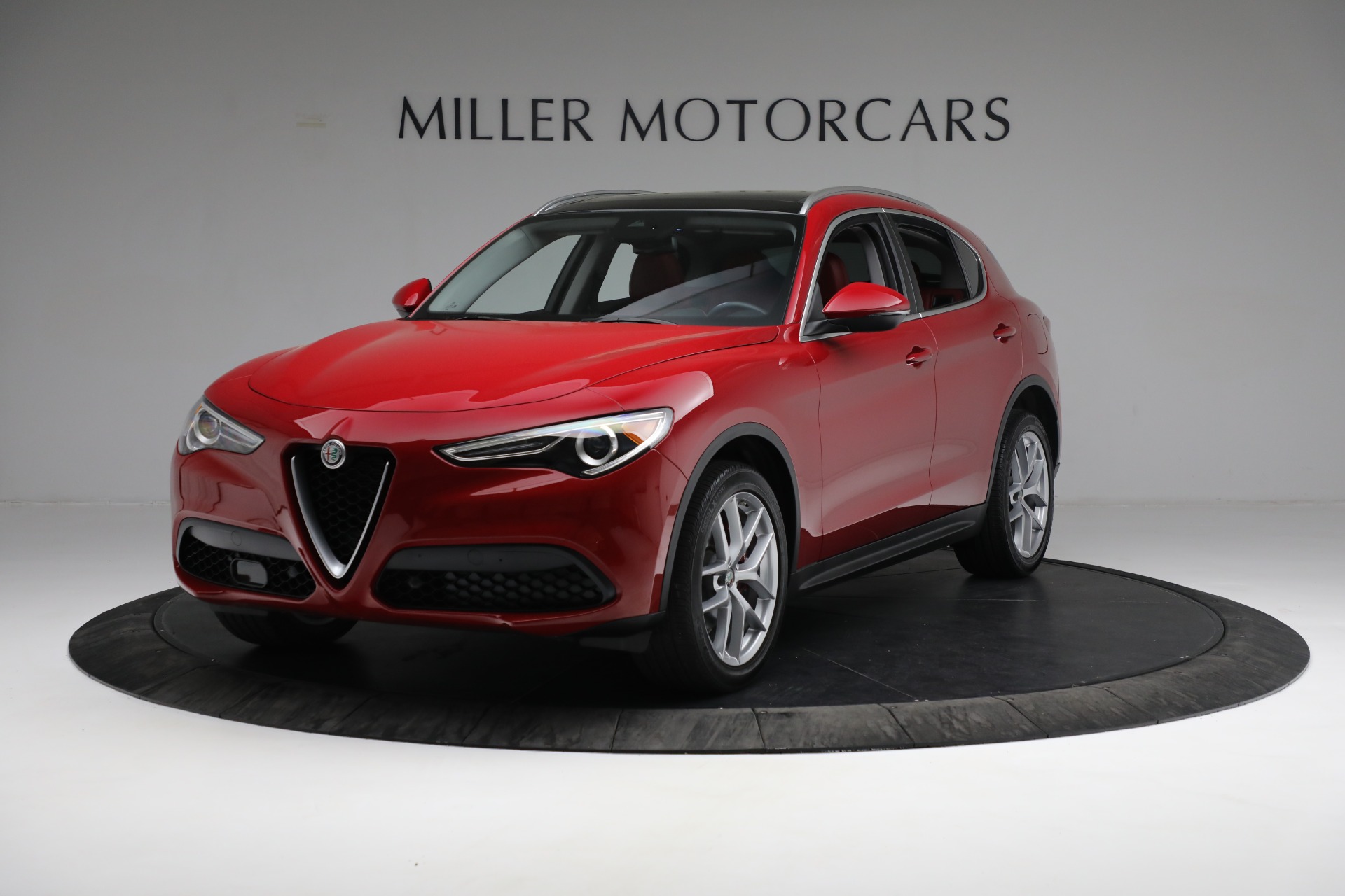 Used 2019 Alfa Romeo Stelvio Ti Lusso for sale Sold at Bentley Greenwich in Greenwich CT 06830 1