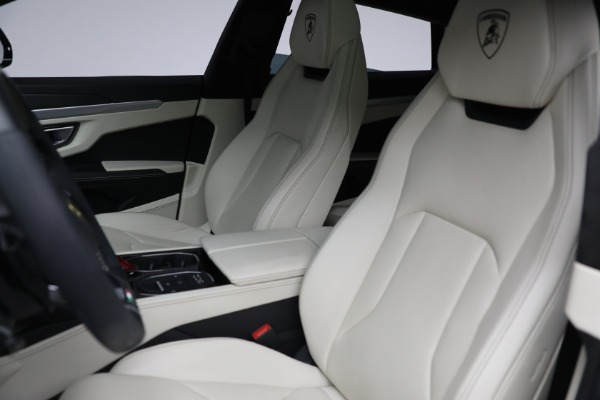 Used 2019 Lamborghini Urus for sale $258,900 at Bentley Greenwich in Greenwich CT 06830 15