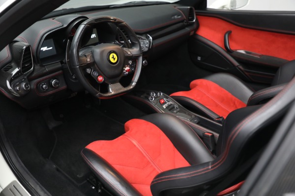 Used 2012 Ferrari 458 Spider for sale $289,900 at Bentley Greenwich in Greenwich CT 06830 20