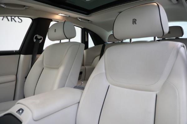 Used 2017 Rolls-Royce Ghost for sale $226,900 at Bentley Greenwich in Greenwich CT 06830 15