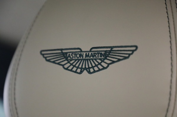 New 2022 Aston Martin DBX for sale $237,946 at Bentley Greenwich in Greenwich CT 06830 25
